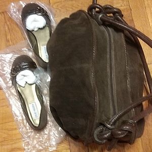 Steven Madden flat suede shoes w/ bag